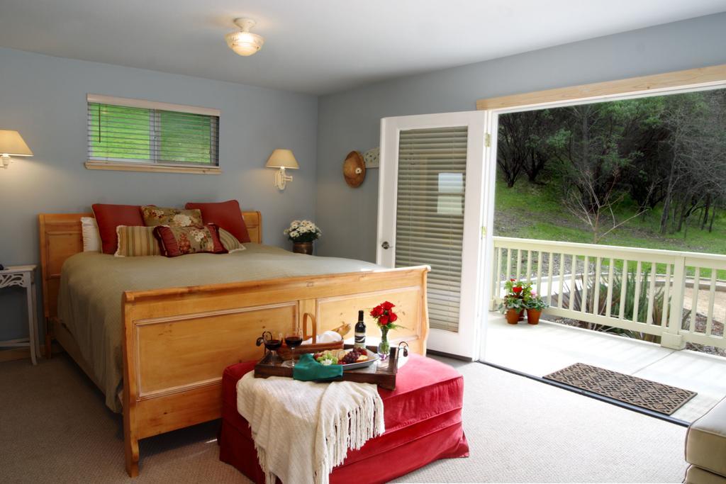 Aurora Park Cottages Calistoga Chambre photo